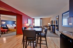  - Holiday Inn Express & Suites Chatham