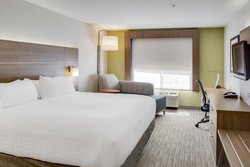  - Holiday Inn Express & Suites Chickasha