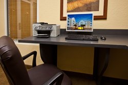  - Candlewood Suites East Fort Myers - I-75, Exit 136