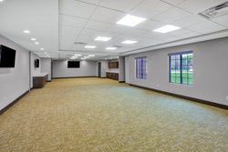  - Staybridge Suites Benton Harbor - I-94, Exit 29