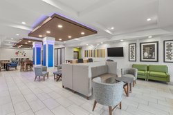  - Holiday Inn Express & Suites Tacoma - I-5, Exits 128 & 129