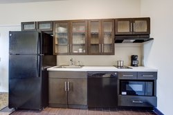  - Candlewood Suites Cut Off