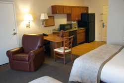  - Candlewood Suites Champaign - I-74, Exit 181