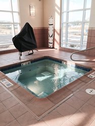  - Candlewood Suites Austintown - I-80, Exit 223