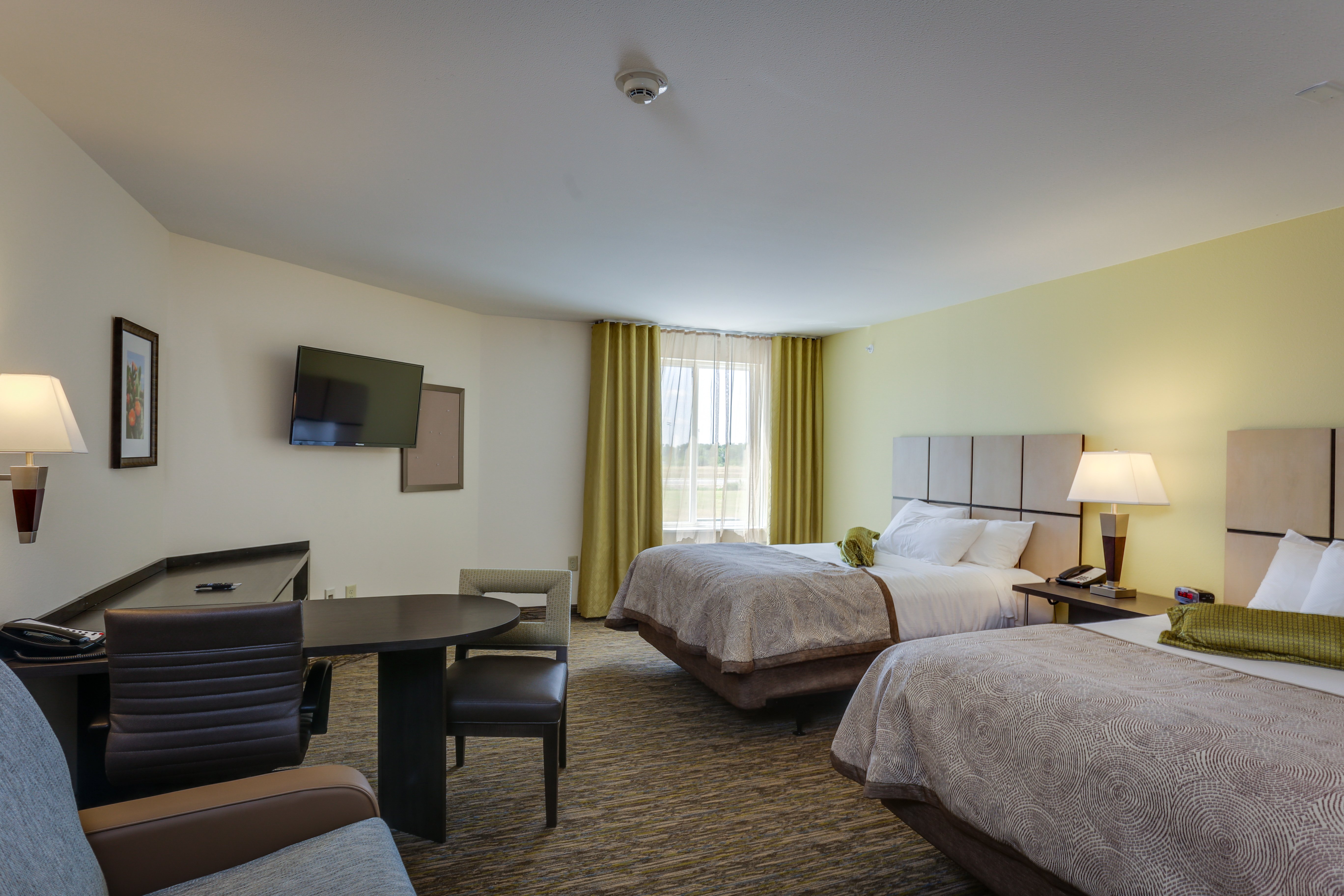 CANDLEWOOD STES COLLEGE STATION BY-guestroom-Double Bed Guest Room.jpg