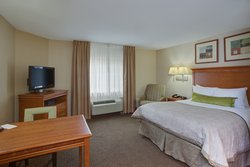  - Candlewood Suites Richmond - I-64, Exit 197