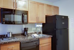  - Candlewood Suites Richmond - I-64, Exit 197