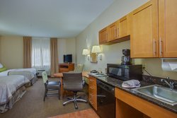  - Candlewood Suites Richmond - I-64, Exit 197