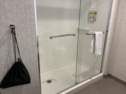  - Holiday Inn Express & Suites Moore - I-35, Exit 118