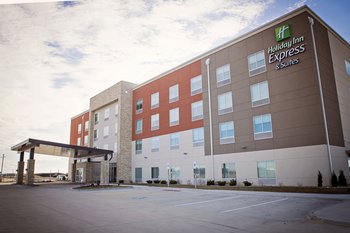 Holiday Inn Express & Suites Sterling