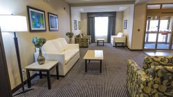  - Holiday Inn Express & Suites Thunder Bay