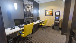  - Holiday Inn Express & Suites Thunder Bay