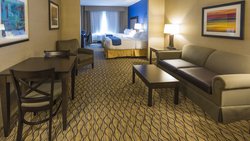  - Holiday Inn Express & Suites Thunder Bay