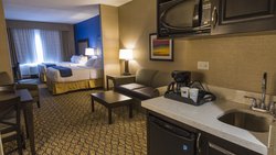  - Holiday Inn Express & Suites Thunder Bay
