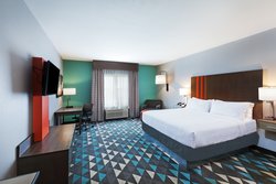  - Holiday Inn Express & Suites Perryton