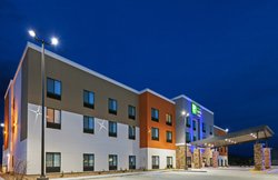  - Holiday Inn Express & Suites Perryton