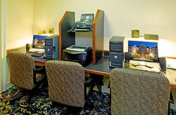  - Staybridge Suites East Louisville - I-64, Exit 17