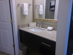  - Staybridge Suites Columbus Airport - I-670, Exit 9