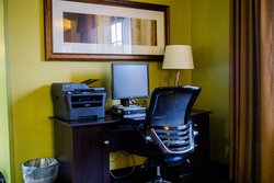  - Holiday Inn Express & Suites Williamsburg