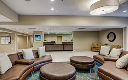  - Candlewood Suites West Broad Richmond - I-64, Exits 183 & 183B