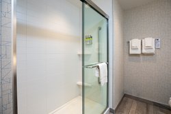  - Holiday Inn Express Southeast Lethbridge