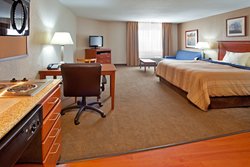 - Candlewood Suites Elgin - I-90, Exit 52