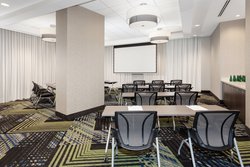  - Holiday Inn Express & Suites Downtown Ottawa