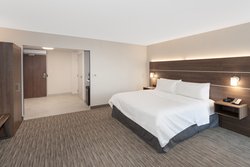  - Holiday Inn Express & Suites Downtown Ottawa
