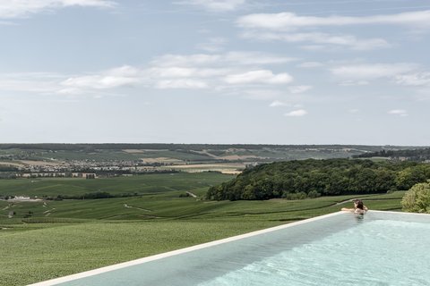 ROYAL CHAMPAGNE HOTEL AND SPA - Photo 18