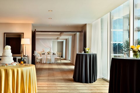 TWELVE DOWNTOWN - Photo 46