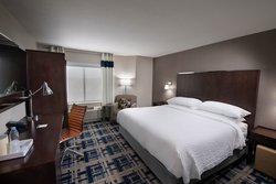  - Four Points by Sheraton Hotel Huntersville - I-77, Exit 25