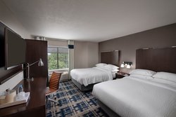  - Four Points by Sheraton Hotel Huntersville - I-77, Exit 25