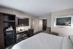  - Four Points by Sheraton Hotel Huntersville - I-77, Exit 25