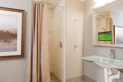  - Hotel Blackhawk Davenport