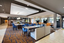  - Courtyard by Marriott Hotel Midway Addison