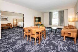  - Fairfield Inn & Suites by Marriott Airport Ottawa