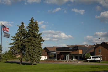 Courtyard by Marriott Lansing