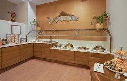  - Crowne Plaza Hotel Seattle - I-5, Exits 165 & 165B