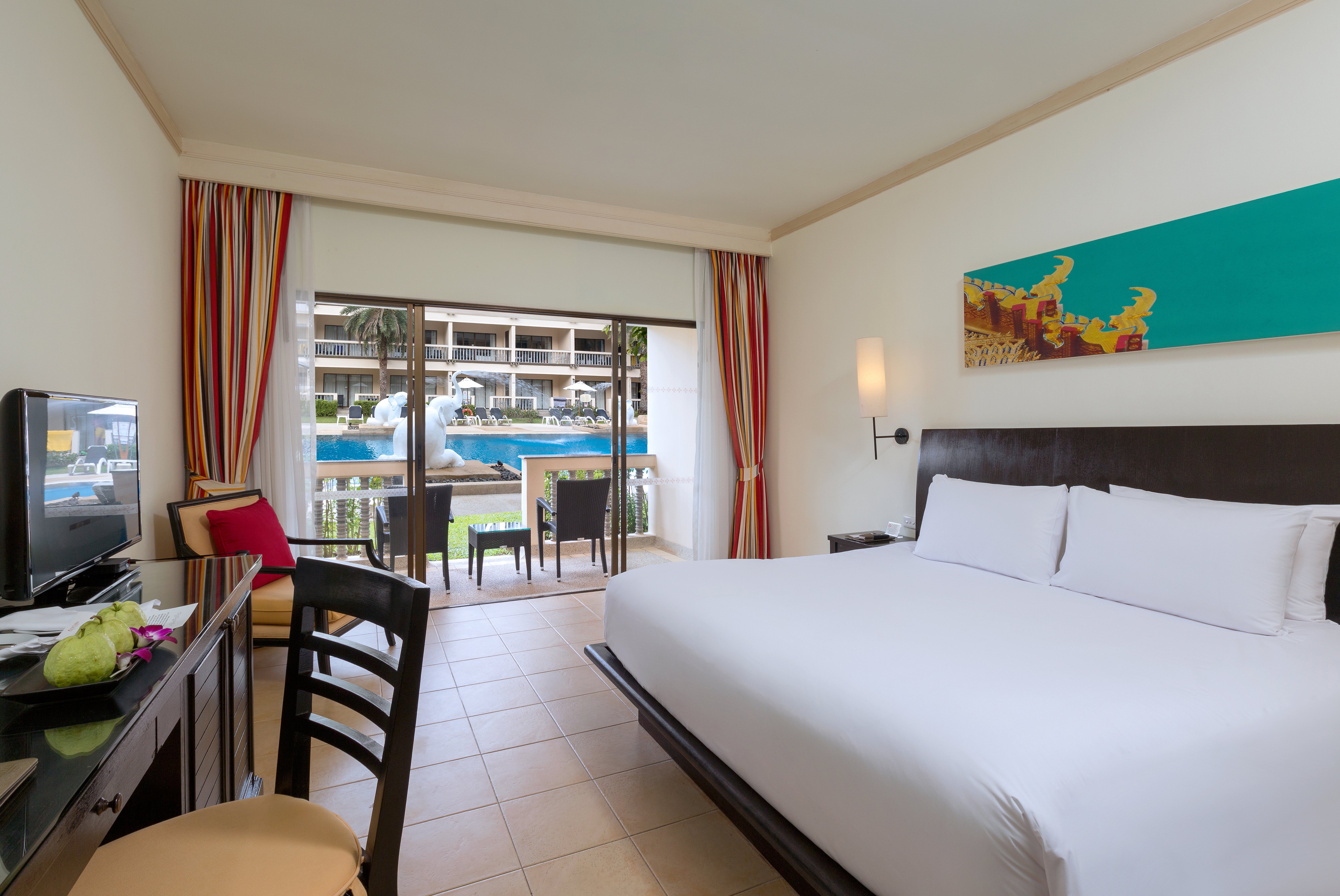 CENTARA KATA PHUKET-guestroom-02 Deluxe Pool Access 1.jpg