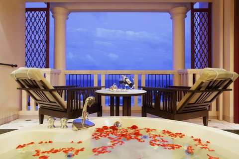 CENTARA GRAND BEACH PHUKET - Photo 13