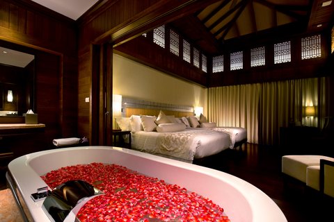 CENTARA GRAND BEACH PHUKET - Photo 45