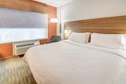  - Holiday Inn Express & Suites Foley