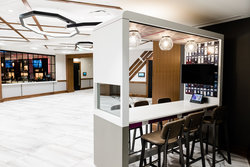  - Crowne Plaza Hotel West Lansing - I-496, Exit 1