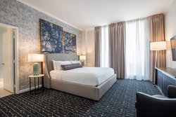  - Magnolia Hotel Houston - I-10, Exit 769A & 769B