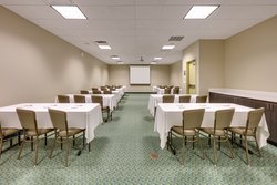  - Candlewood Suites Salina - I-135, Exit 90