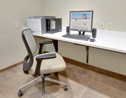  - Candlewood Suites Salina - I-135, Exit 90