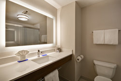  - Holiday Inn Express & Suites River Park Fresno