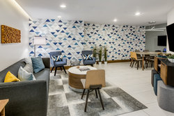  - Crowne Plaza Hotel Seattle - I-5, Exits 165 & 165B