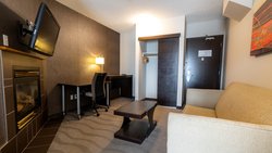  - Holiday Inn Express & Suites Edmonton Airport Nisku