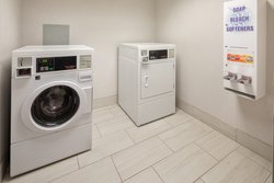  - Holiday Inn Express & Suites Airport Windsor Locks